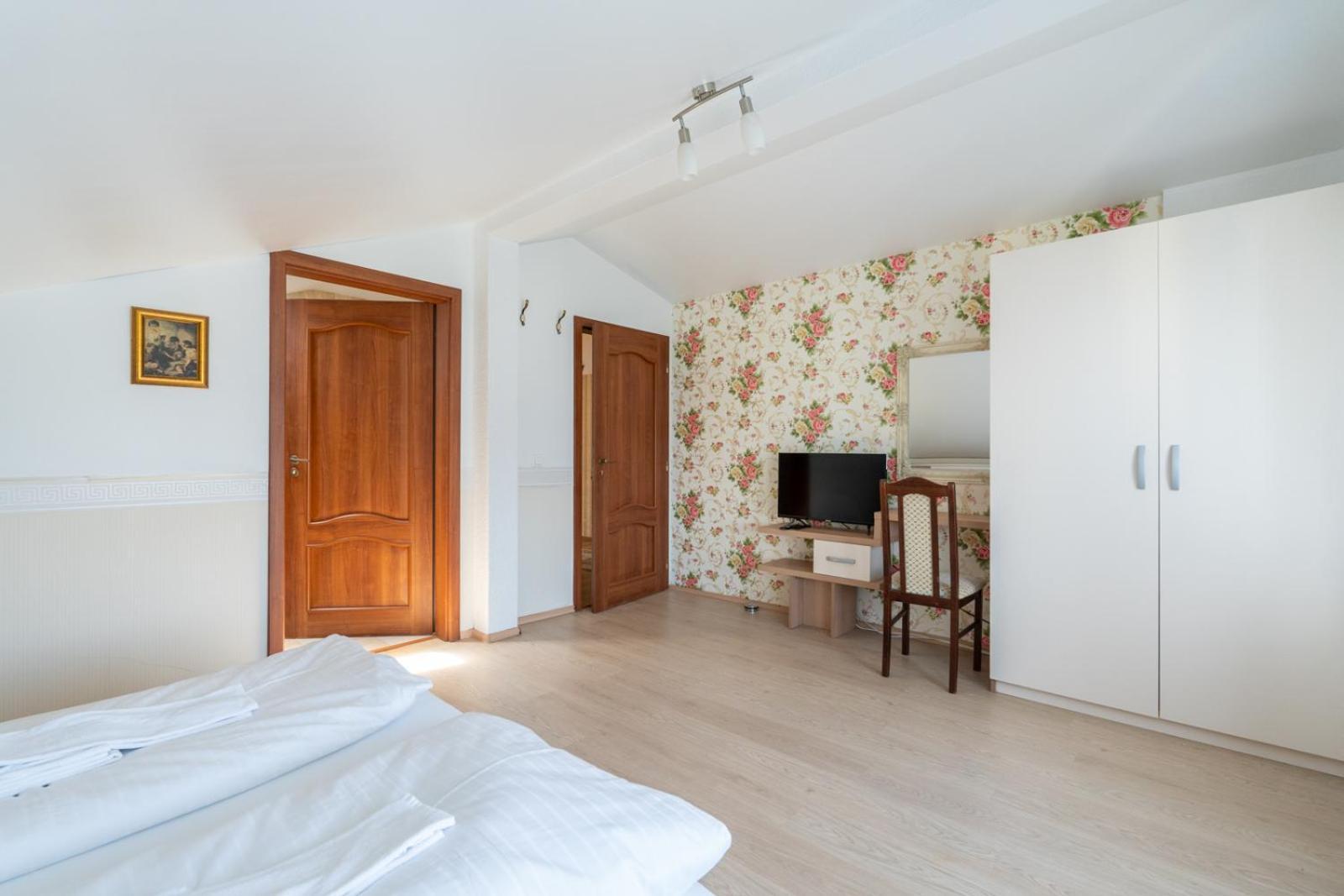 Farawayhomes Aparthotel Near Vienna Airport - Anytime Self Check-In Bruck an der Leitha Luaran gambar