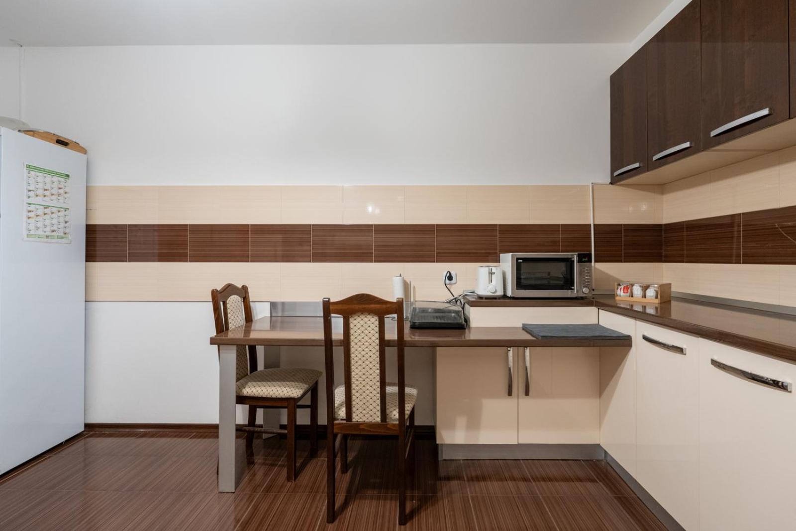 Farawayhomes Aparthotel Near Vienna Airport - Anytime Self Check-In Bruck an der Leitha Luaran gambar