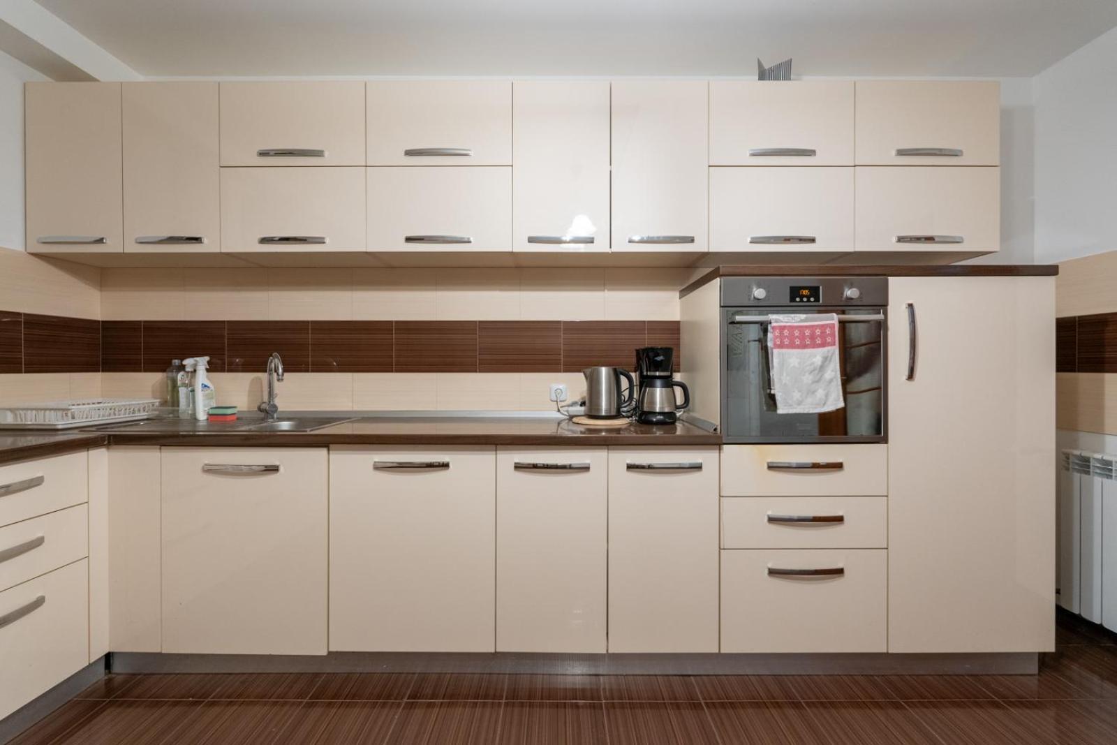 Farawayhomes Aparthotel Near Vienna Airport - Anytime Self Check-In Bruck an der Leitha Luaran gambar