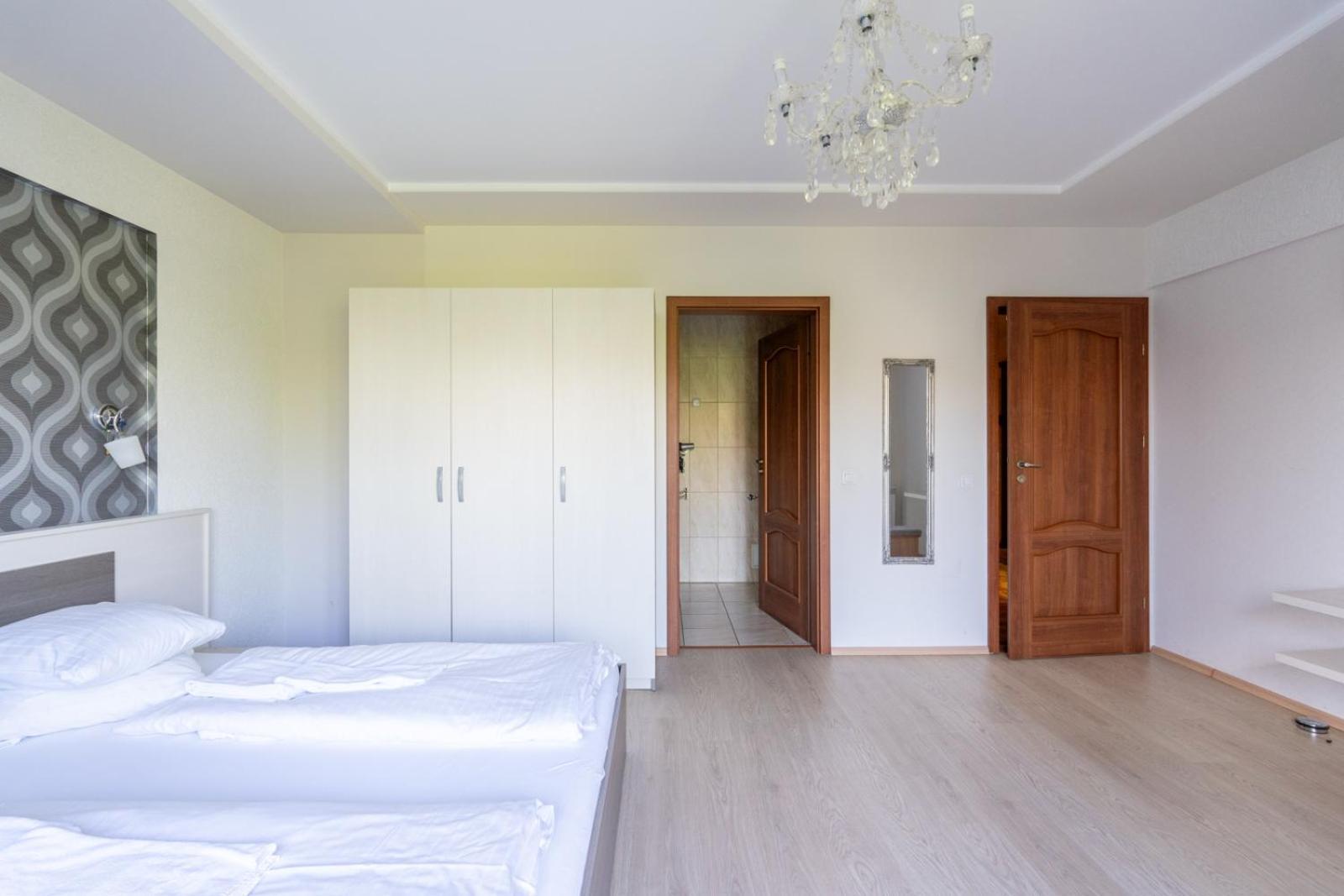 Farawayhomes Aparthotel Near Vienna Airport - Anytime Self Check-In Bruck an der Leitha Luaran gambar